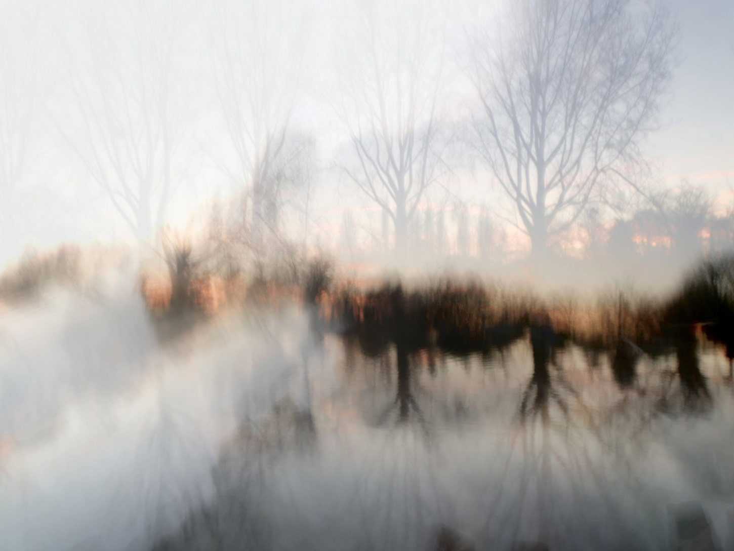 blurred-river